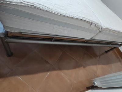 Stainless steel bed, custom-made