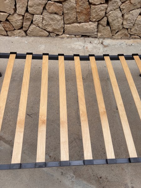 Single bed with slatted frame 90 x 190 cm