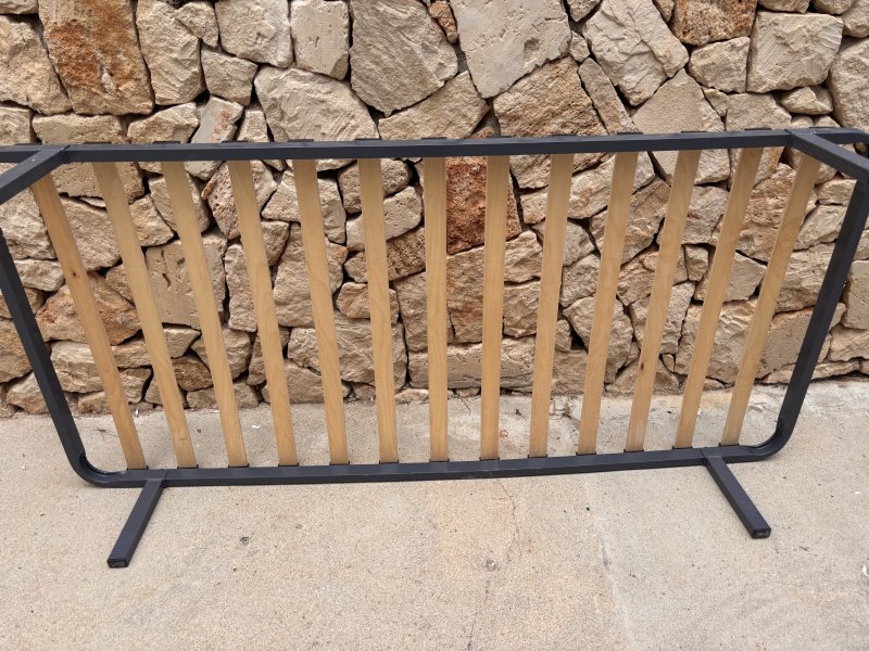Single bed with slatted frame 90 x 190 cm