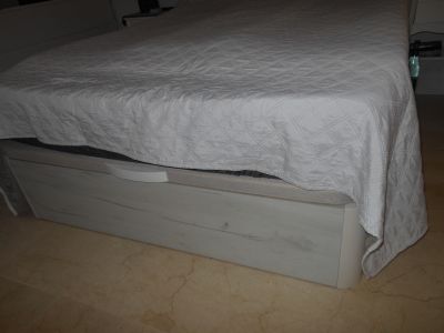 Bett mit Bettkasten zu verkaufen ...135x 200 cm sehr guter Zustand ...Abholung in Cala Millor