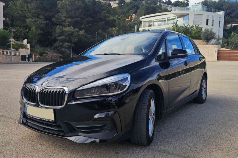 BMW 218d Active Tourer (2018) – Spanisches Kennzeichen – Top gepflegt