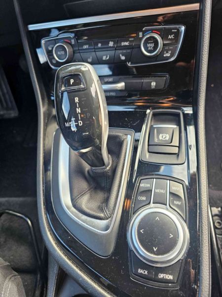 BMW 218d Active Tourer (2018) – Spanisches Kennzeichen – Top gepflegt