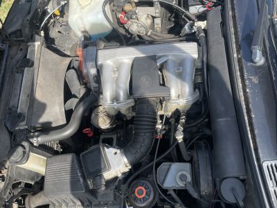 BMW 316i E30