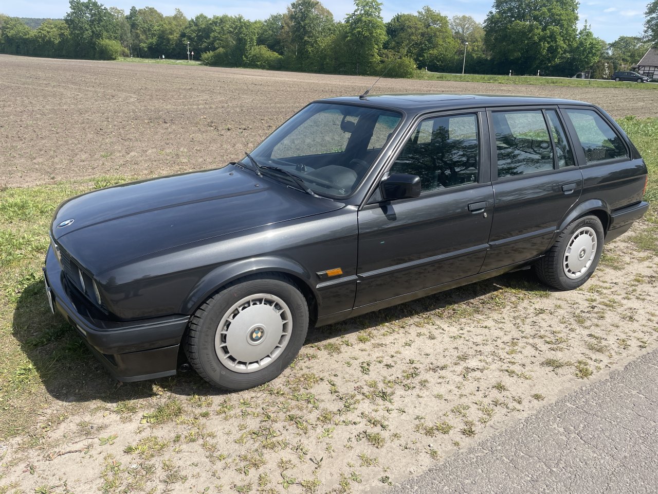 BMW 316i E30