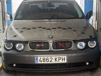 BMW 735i