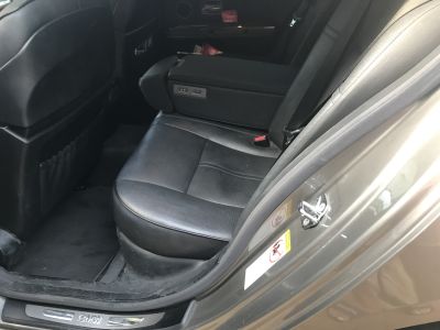 BMW 735i
