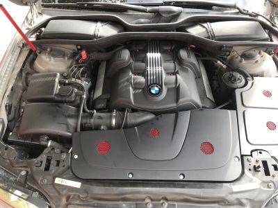BMW 735i