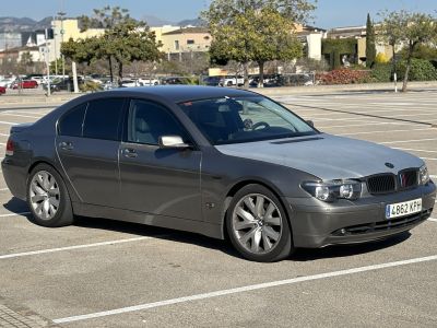 BMW 735i