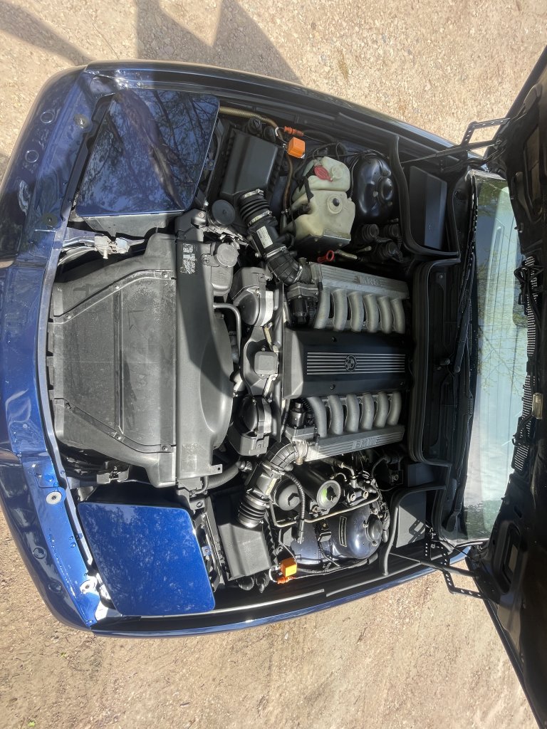 BMW 850i M package
