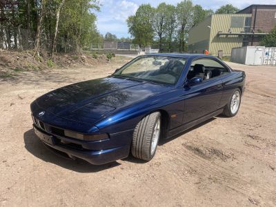 BMW 850i M package