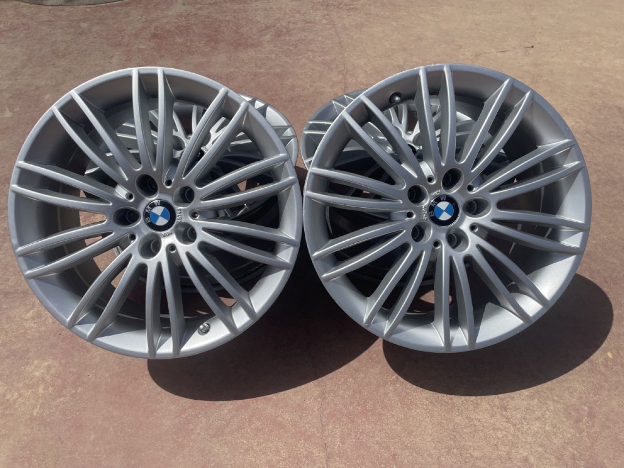 Llantas BMW R18X8 ET35 en perfecto estado
