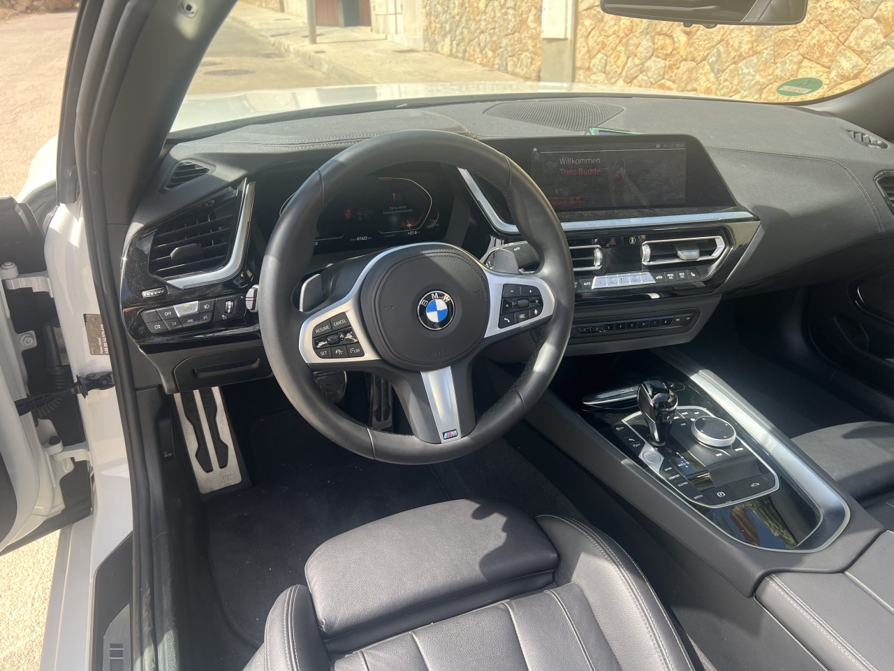 BMW Z4 Cabrio sDrive20i Traumauto wie neu
