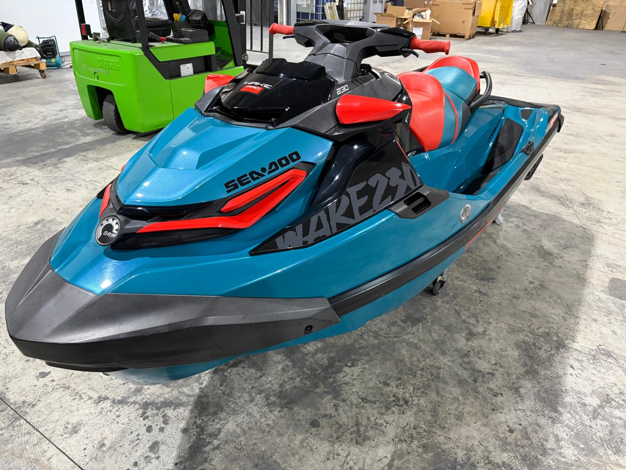 Bombardier Sea-Doo GTX 230 Wake Pro