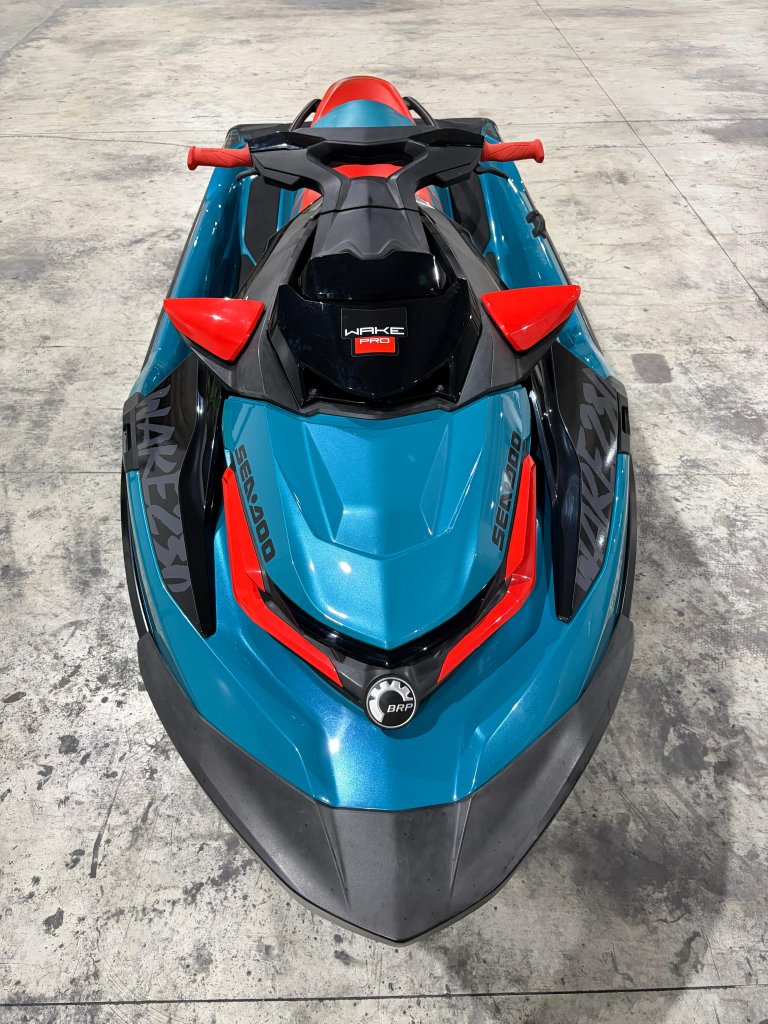 Bombardier Sea-Doo GTX 230 Wake Pro