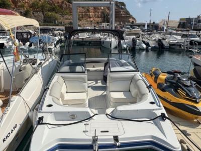 Boot Starcraft SCX 250 –Liegeplatz in Port Adriano