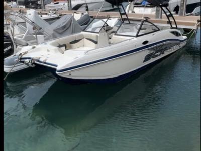 Boot Starcraft SCX 250 –Liegeplatz in Port Adriano