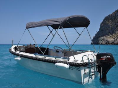 Bootsverleih Alcudia Silver Yacht 15PS 6PAX all inklusive