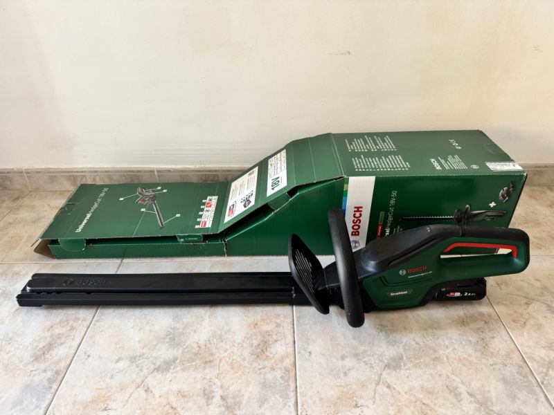 Bosch Akku-Heckenschneider