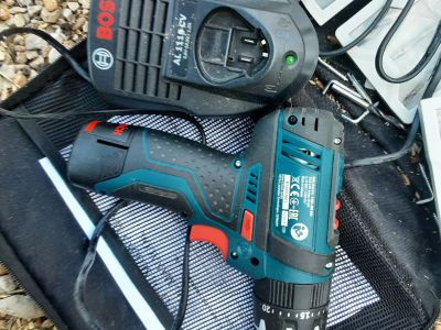 Bosch serie azul, taladro a batería