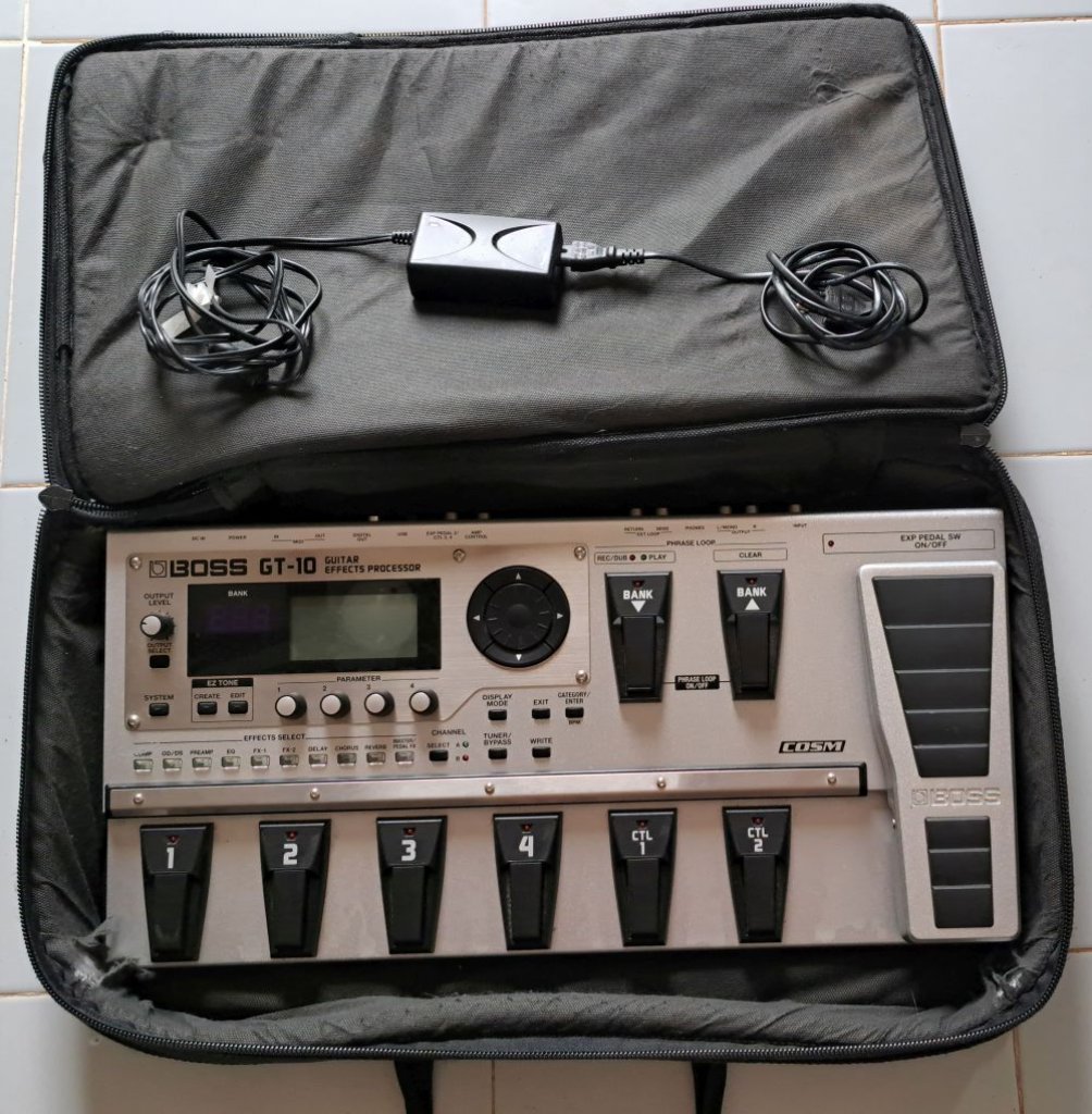Boss GT10 - Multieffekt Pedal