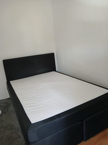 Boxspringbett 140 x 200 schwarz Bett