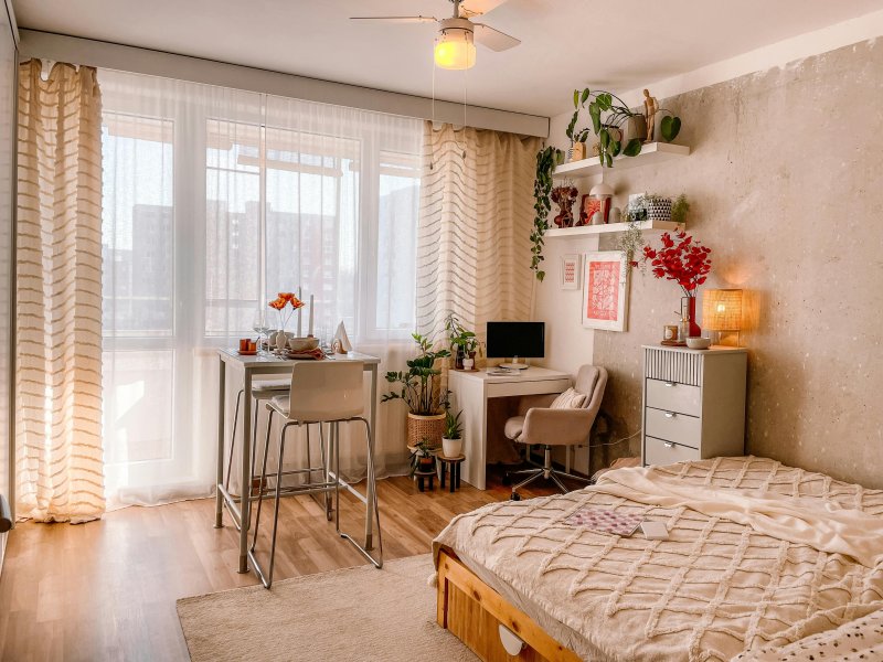 Brauche kleine Wohnung (Residentin)