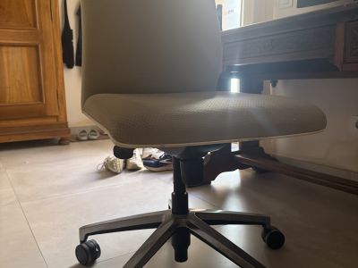Bürostuhl