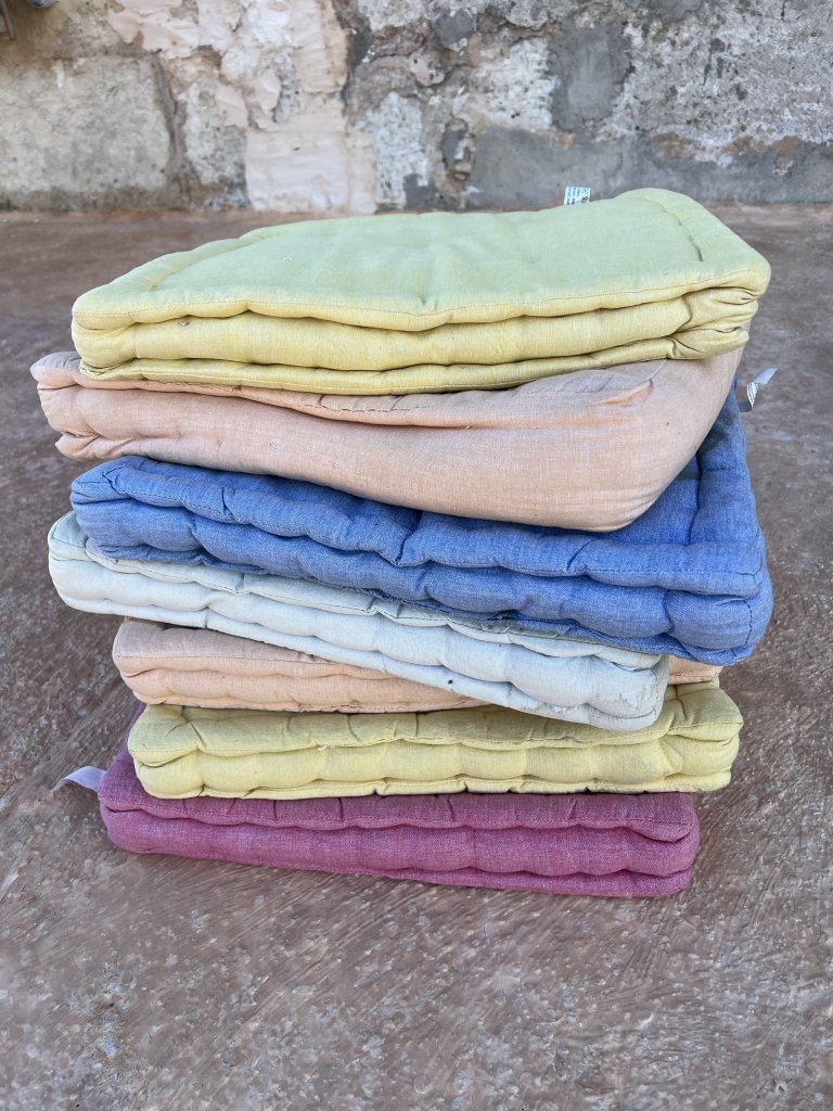Bunte Sitzkissen