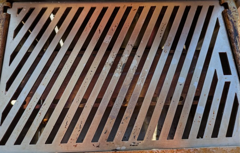 Burnhard folding gas grill Jones Jr.