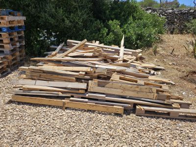 Ca. 4 m3 Brennholz zu verschenken