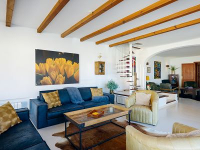 Cala Ratjada: Luxusimmobilie mit Meerblick, Ferienlizenz & ca. 5,19 % Rendite