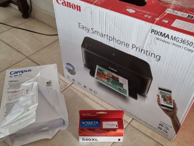Impresora multifunción Canon con accesorios