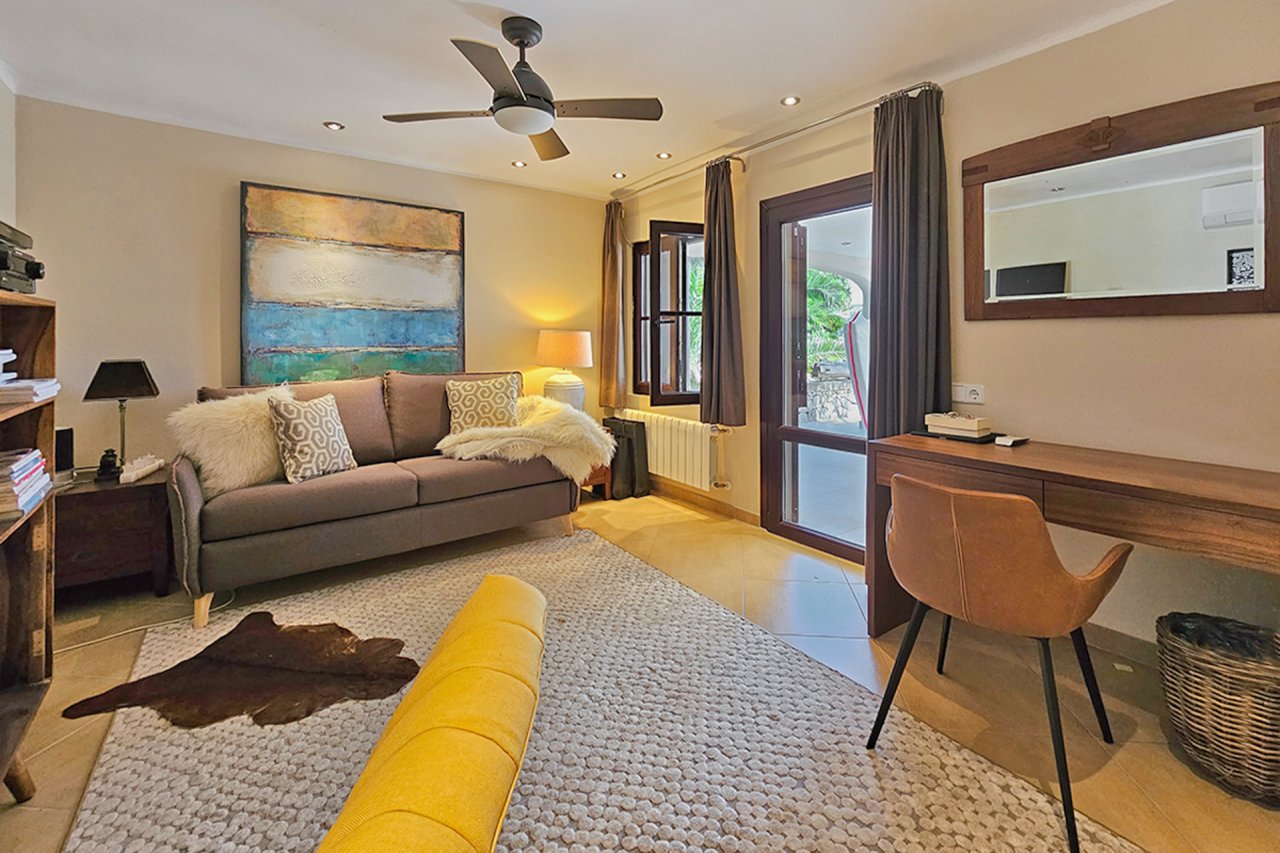Canyamel: A solo 2 minutos del mar: Elegante finca con 4 dormitorios, piscina y vistas al mar