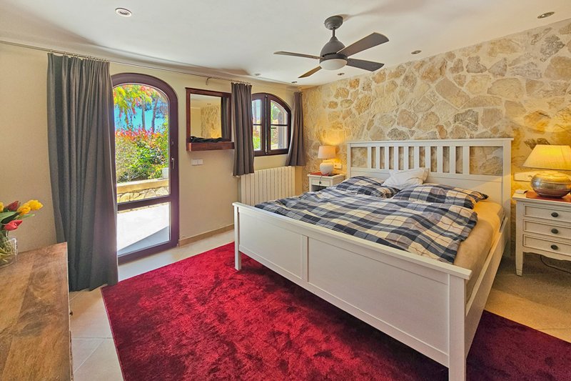 Canyamel: A solo 2 minutos del mar: Elegante finca con 4 dormitorios, piscina y vistas al mar