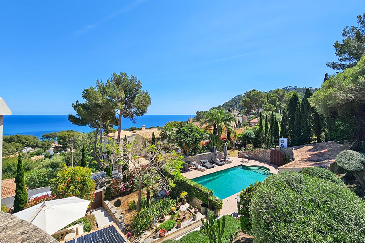 Canyamel: A solo 2 minutos del mar: Elegante finca con 4 dormitorios, piscina y vistas al mar