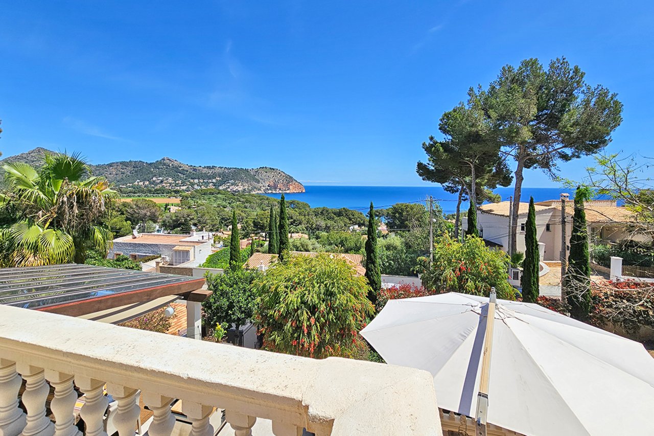 Canyamel: A solo 2 minutos del mar: Elegante finca con 4 dormitorios, piscina y vistas al mar