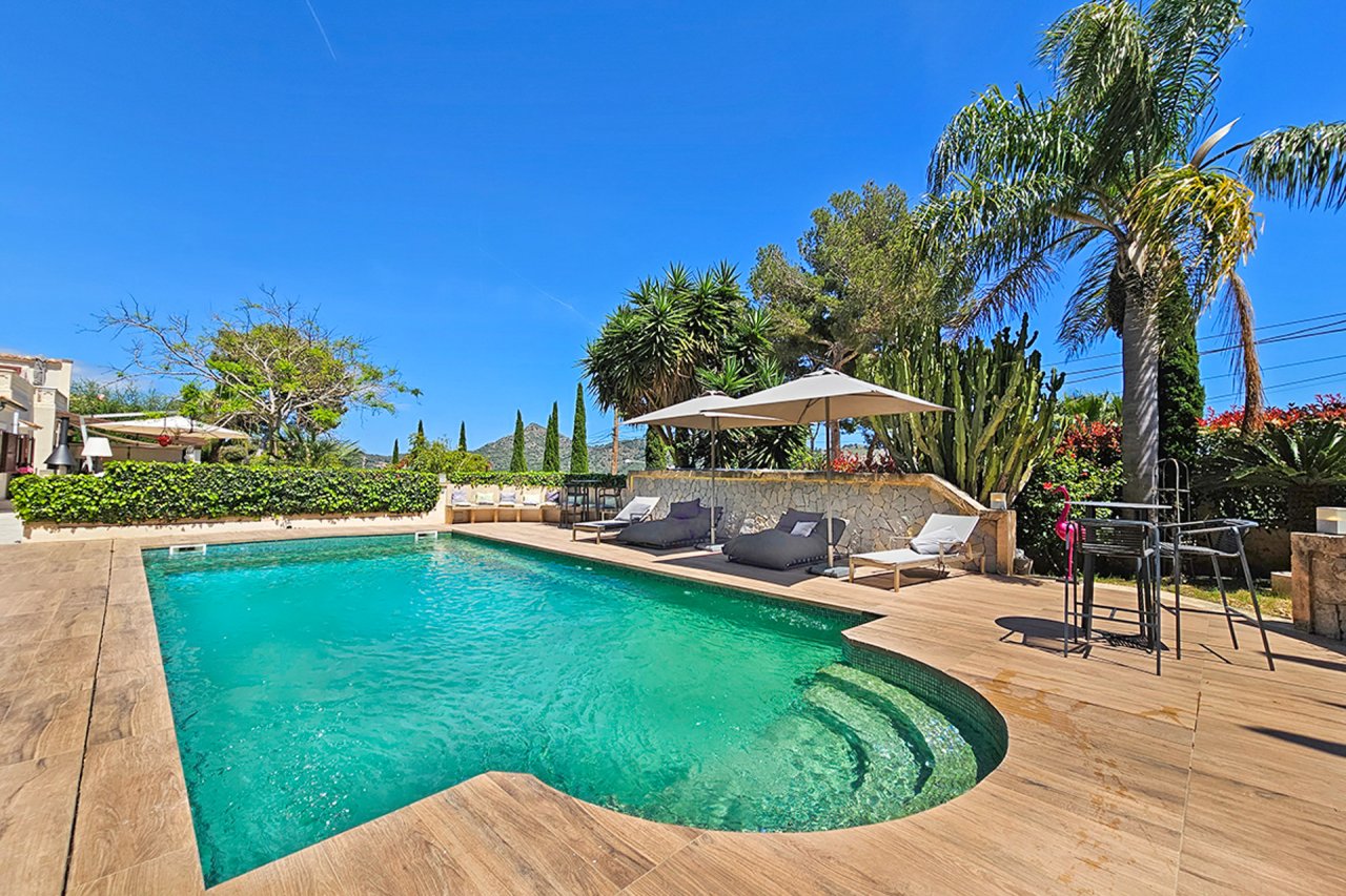 Canyamel: A solo 2 minutos del mar: Elegante finca con 4 dormitorios, piscina y vistas al mar