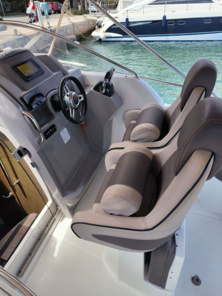 Cap Camarat 8.5 WA – Dein Charterboot in Cala d’Or