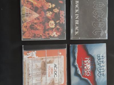 Cd s von diversen Interpreten