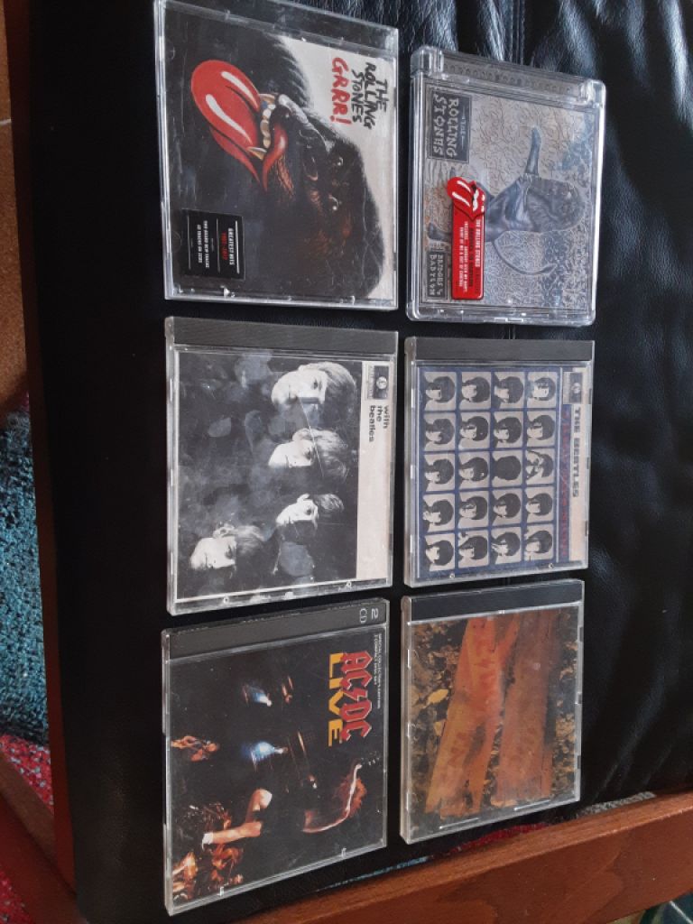 Cd s von diversen Interpreten