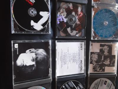 Cd s von diversen Interpreten