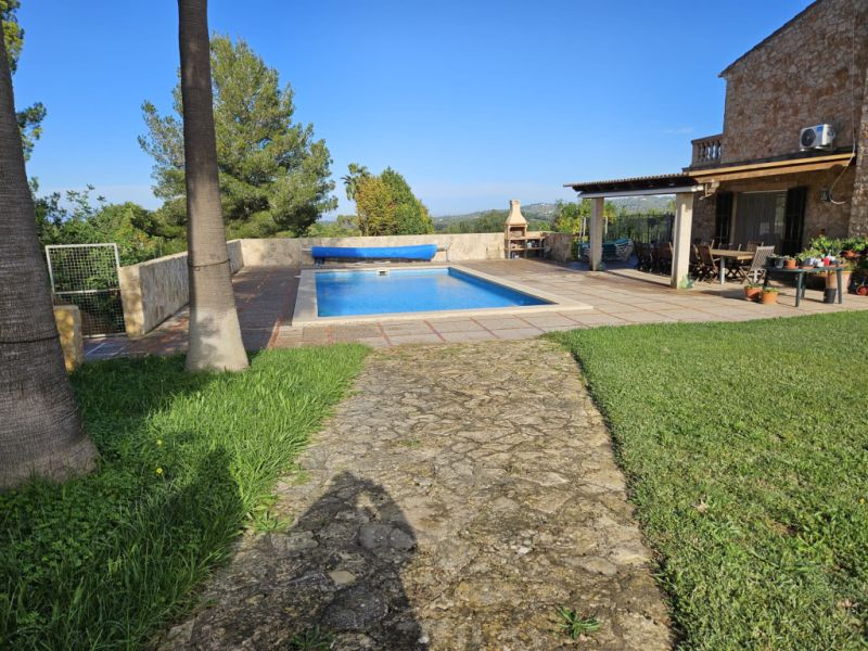 Chalet mit Pool und Gästehaus in Felanitx