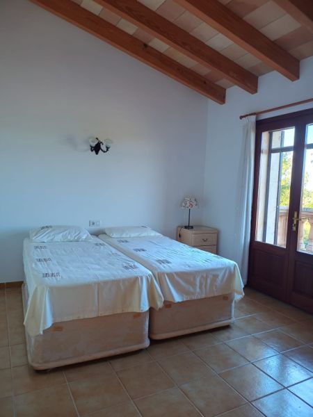 Chalet mit Pool und Gästehaus in Felanitx