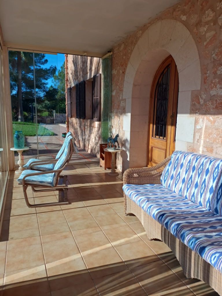 Chalet mit Pool und Gästehaus in Felanitx