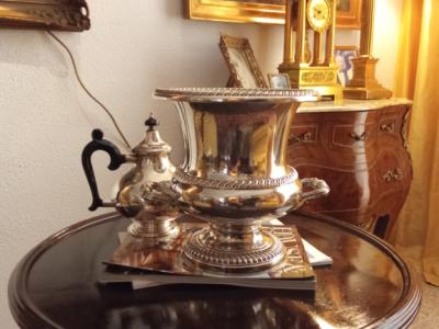 Champagnerkühler aus Adelsbesitz – Edelstahl, Höhe 24 cm!