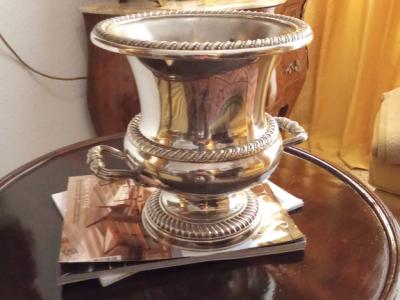 Champagnerkühler aus Adelsbesitz – Edelstahl, Höhe 24 cm!