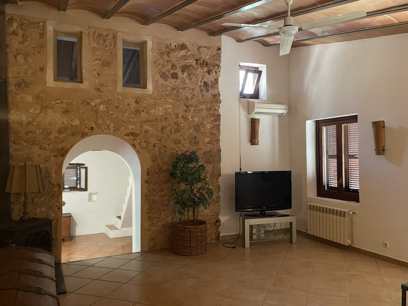 Charmante Naturstein-Finca mit Pool- Nähe Santanyi-