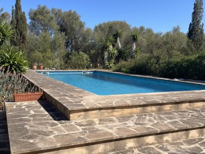 Charmante Naturstein-Finca mit Pool- Nähe Santanyi-
