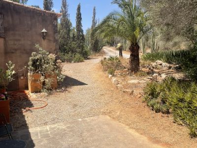 Charmante Naturstein-Finca mit Pool- Nähe Santanyi-