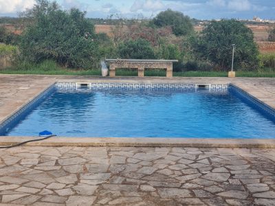 Charmante Parterrefinca mit Pool, Heizung und Grundstück bei Es Llombards - Santanyí
